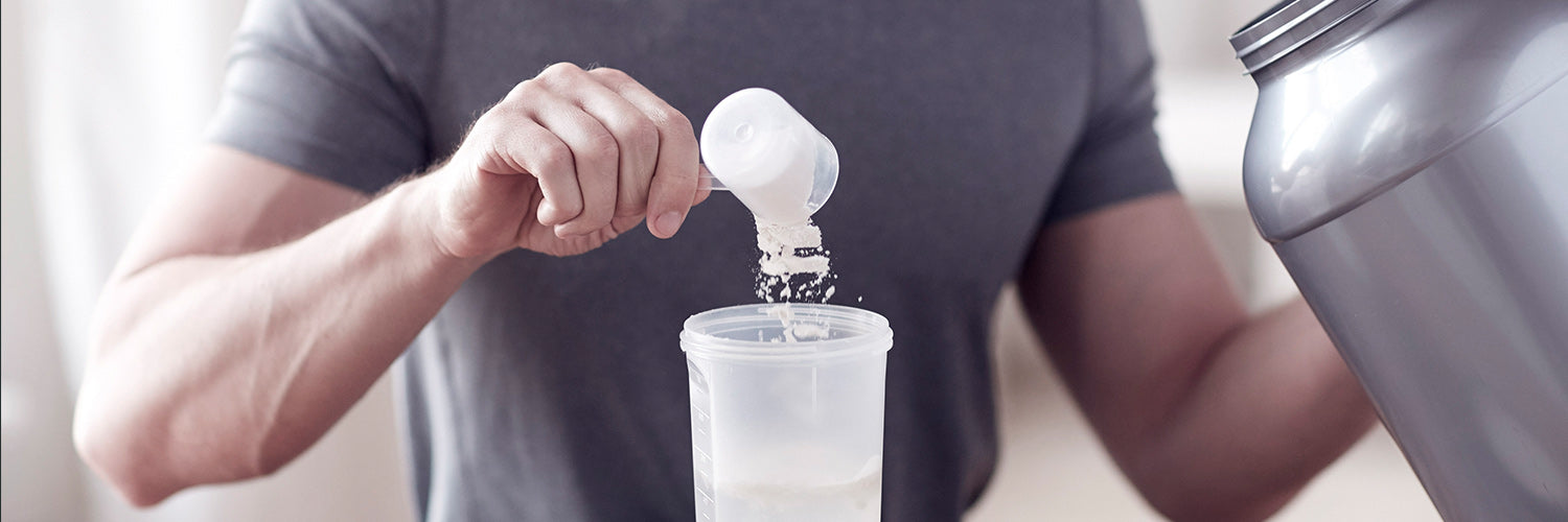 1500x500_WIE-HÄUFIG-SOLLTE-MAN-EINEN-PROTEIN-SHAKE-NUTZEN